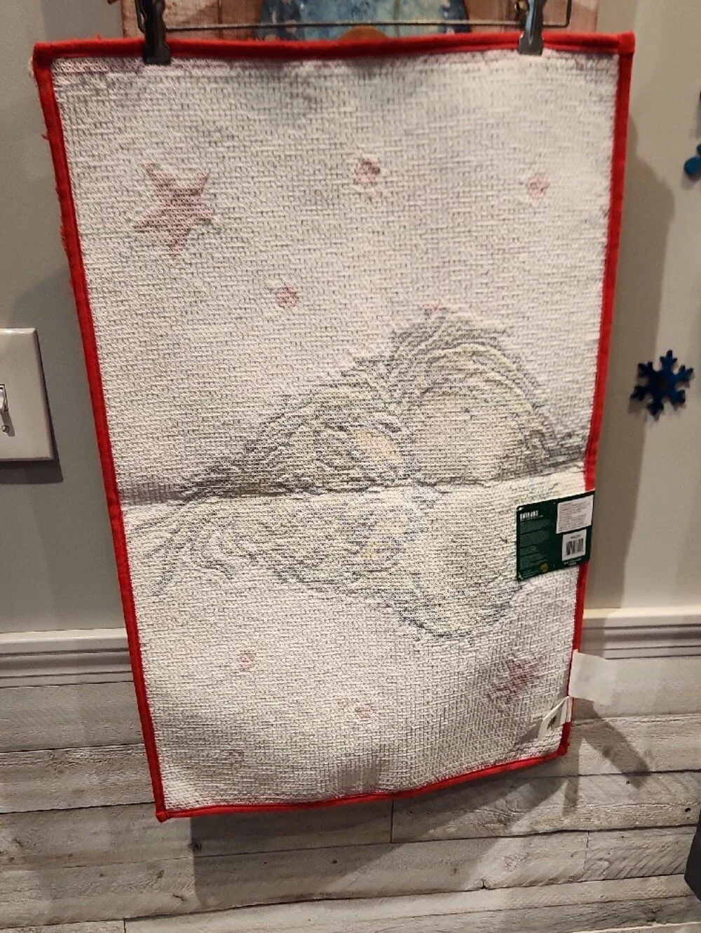 Dr. Seuss The Grinch White & Red Plush Bath Mat with Yellow Motif